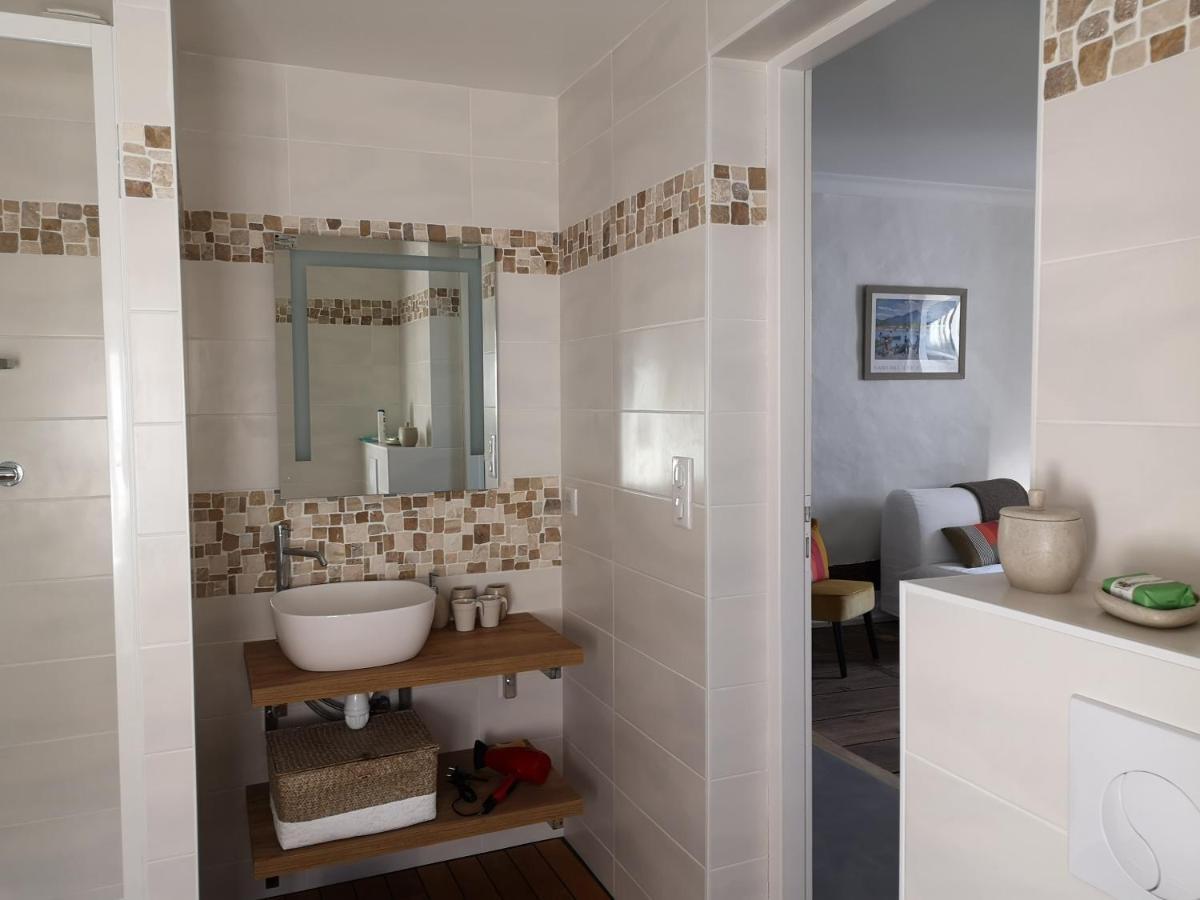 Chalbonia Bed & Breakfast Louhossoa Екстериор снимка